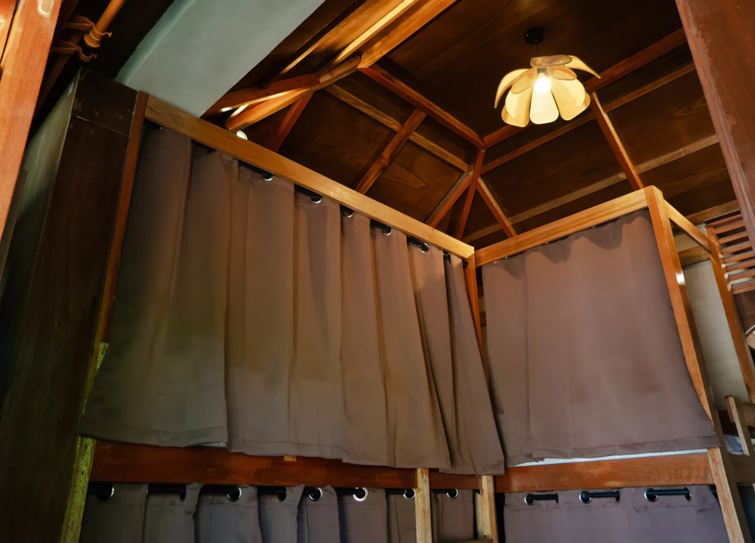 Shared Female Room (4 pax max)